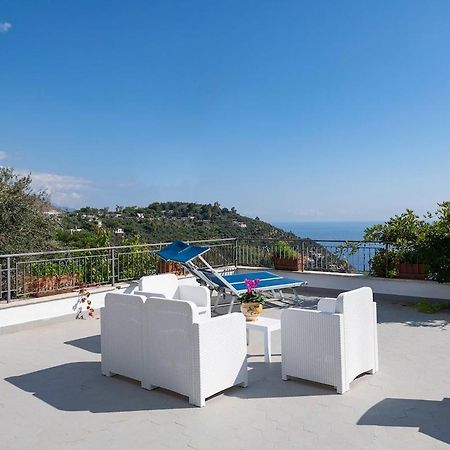 Villa Marinella Close To The Sea With Private Pool เนราโน ภายนอก รูปภาพ