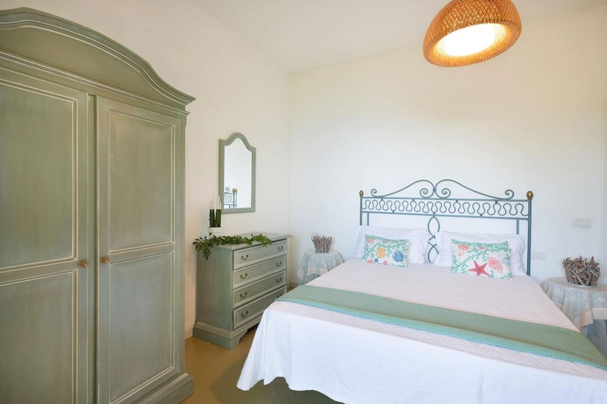 Villa Marinella Close To The Sea With Private Pool เนราโน ภายนอก รูปภาพ
